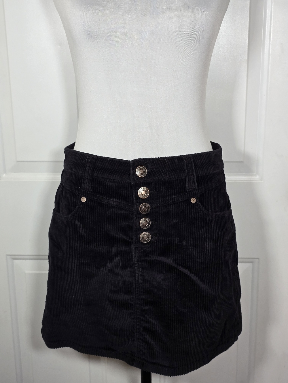 Shyanne Black Corduroy Button-Front Mini Skirt Size Medium